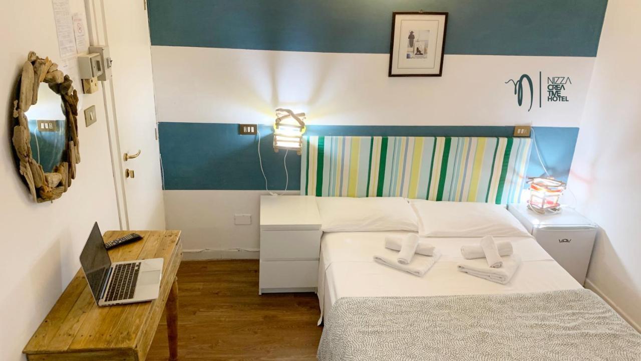 Hotel Nizza Creative Hotel Rimini Kültér fotó